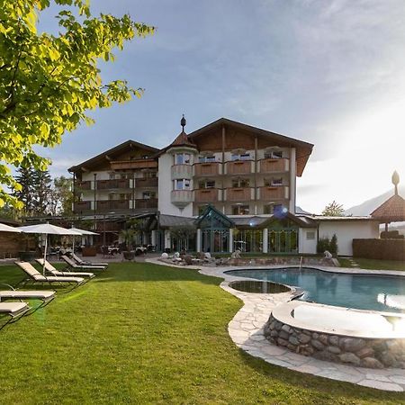 Hotel Burggraeflerhof Merano Exterior photo